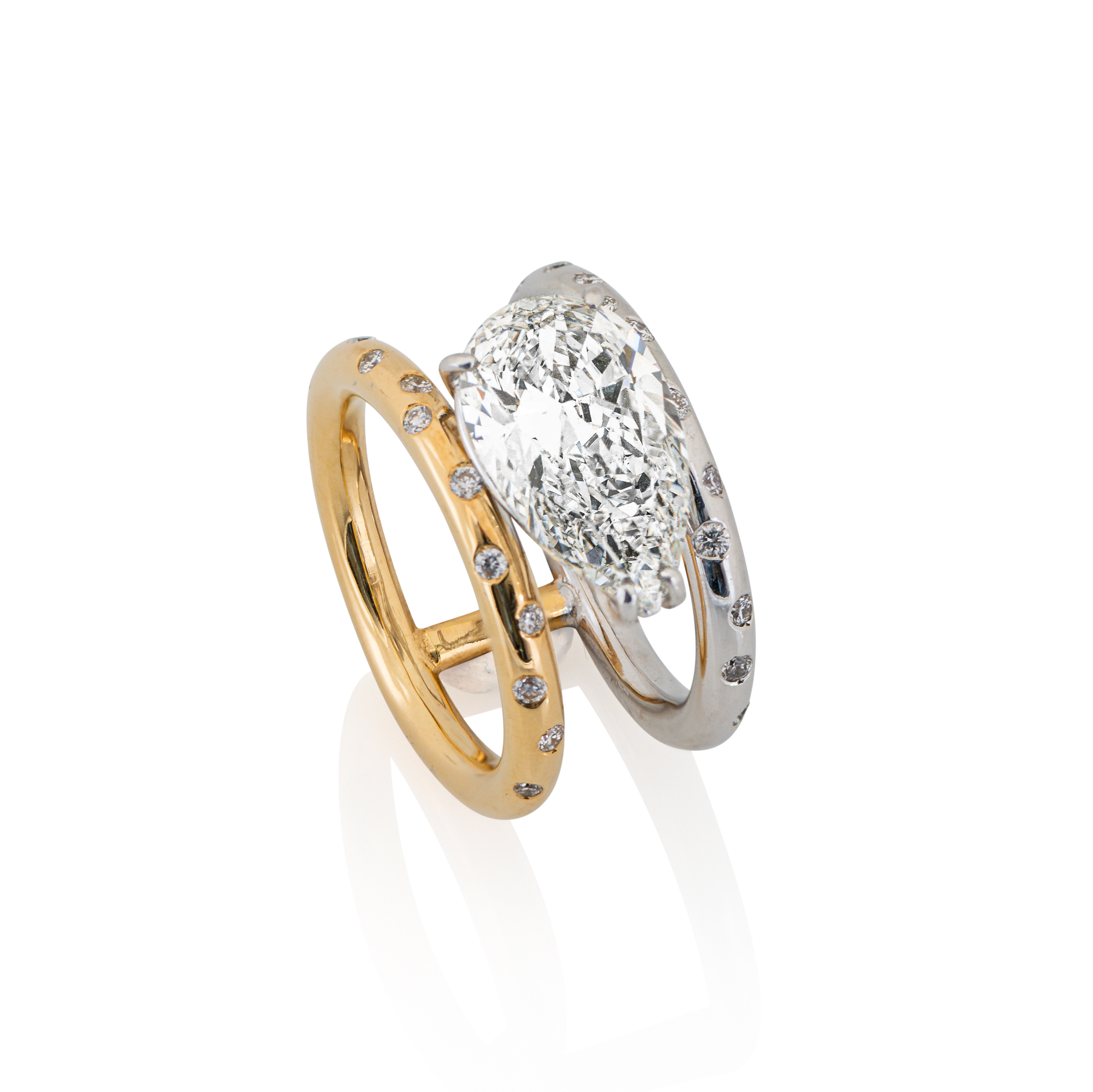 ANASTASIA KESSARIS Dreamy Drop Diamond Ring | Kessaris