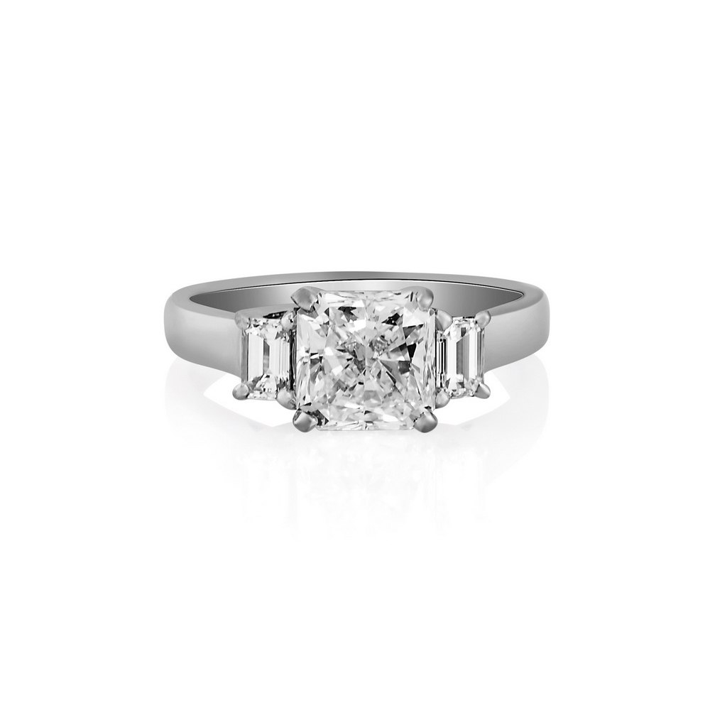 KESSARIS Solitaire Radiant Diamond Ring DAP143789