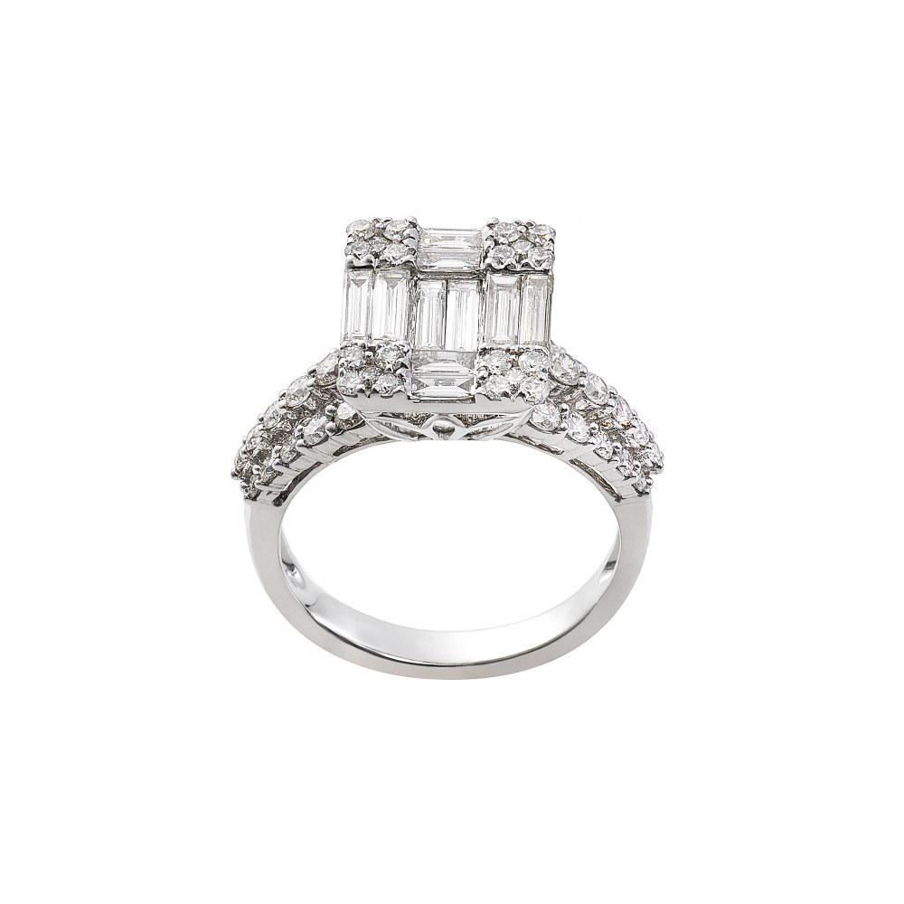 KESSARIS Diamond Cluster Emerald Ring DAE172599