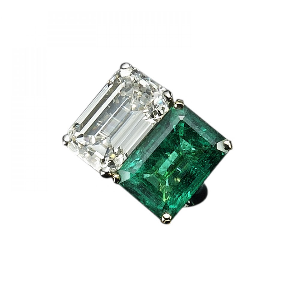 KESSARIS Emerald & Diamond Twin Stone Ring DAP103905
