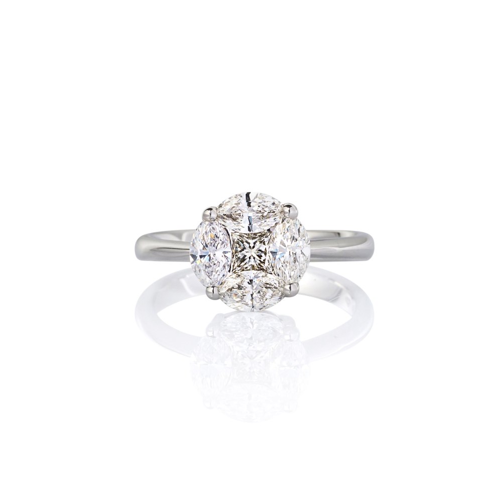 KESSARIS Everlight Diamond Ring