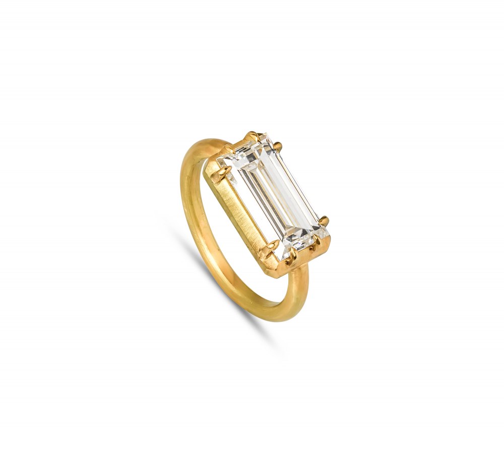 KESSARIS Mayfair Diamond Ring