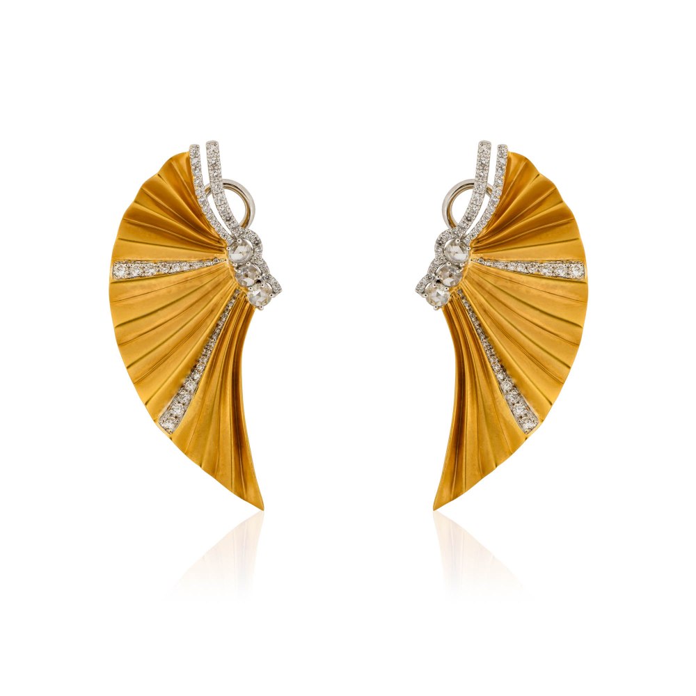 KESSARIS Gold Plisse Earrings SKE180978