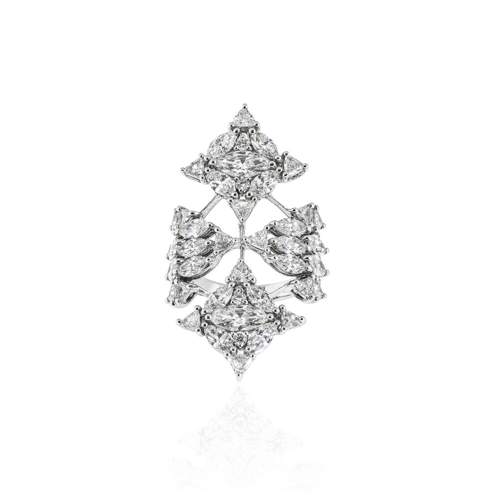 KESSARIS Diamond Shield Ring DAE162632