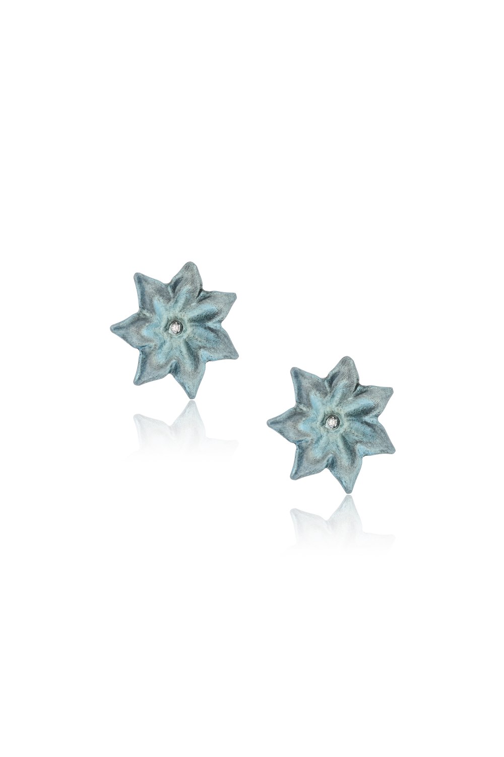ANASTASIA KESSARIS - Sea Anemone Diamond Earrings
