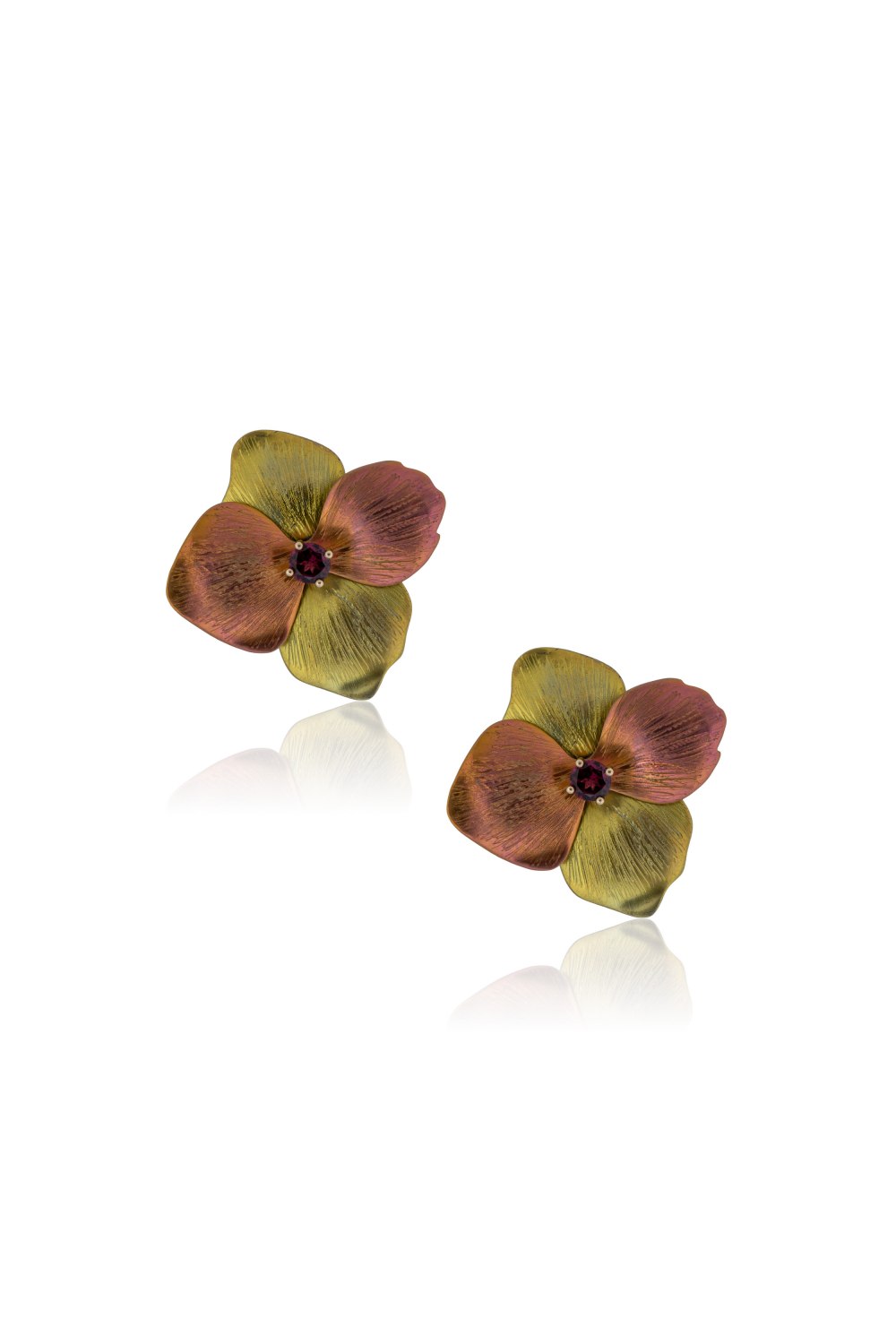 ANASTASIA KESSARIS - Buttercup Bouquet Earrings