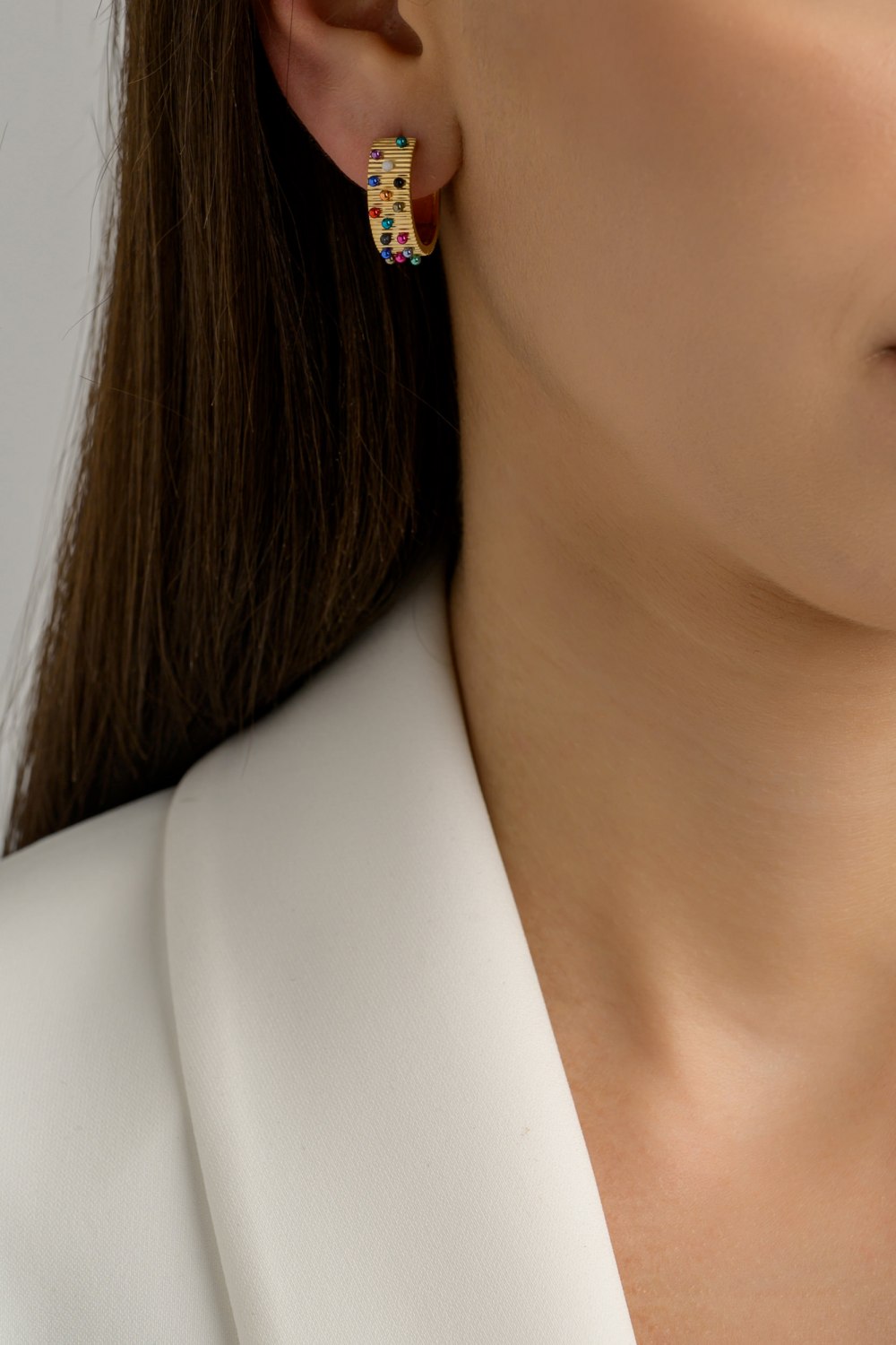 ANASTASIA KESSARIS - Colorpop Gold Hoops