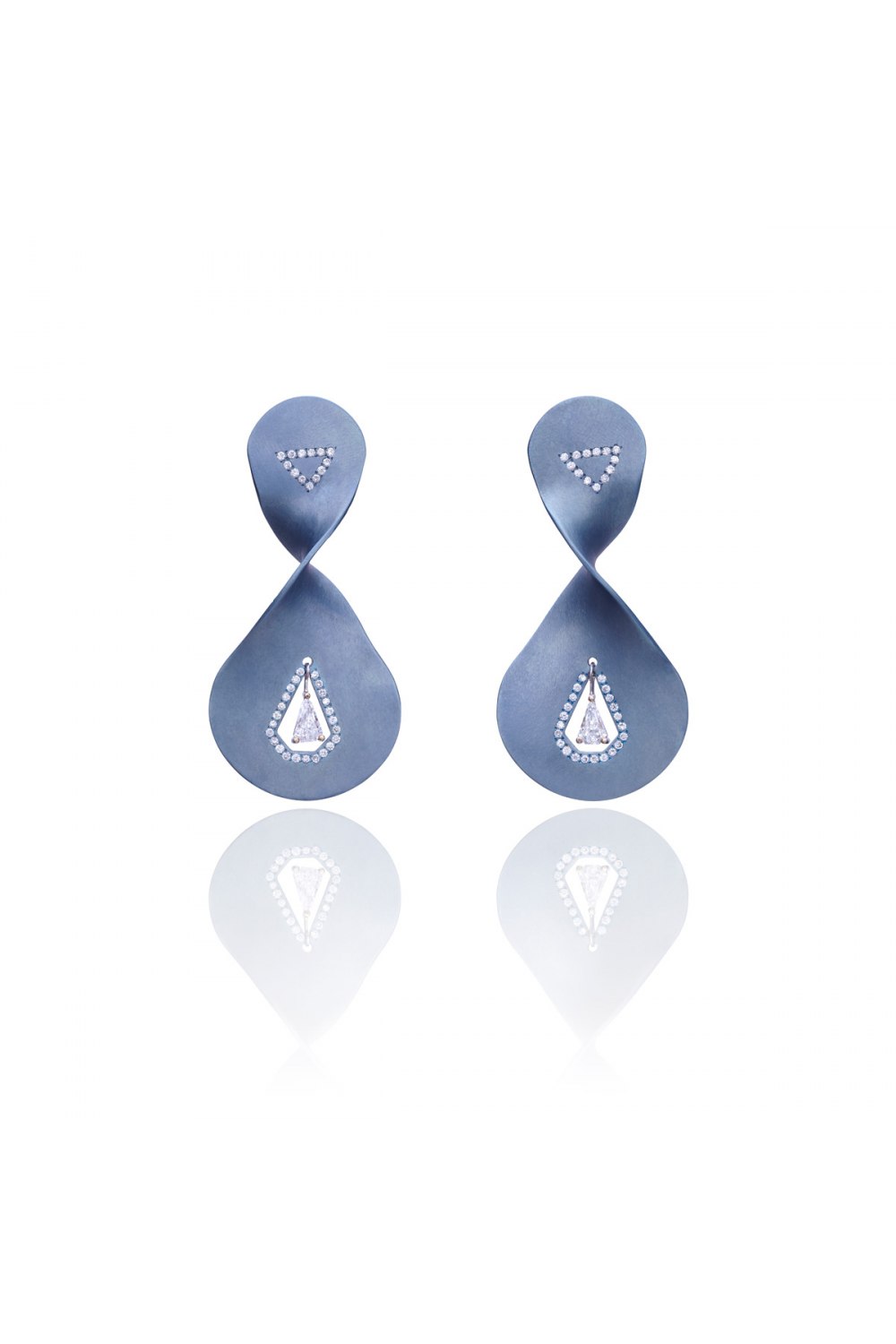 Diamond Twist Light Blue Titanium Earrings