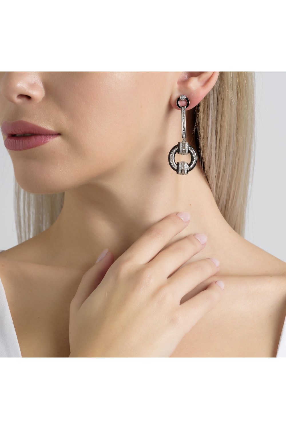 White Gold Circle Diamond Earrings