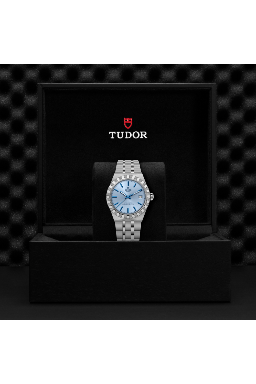 M2836C1A0-0106-Tudor Royal
