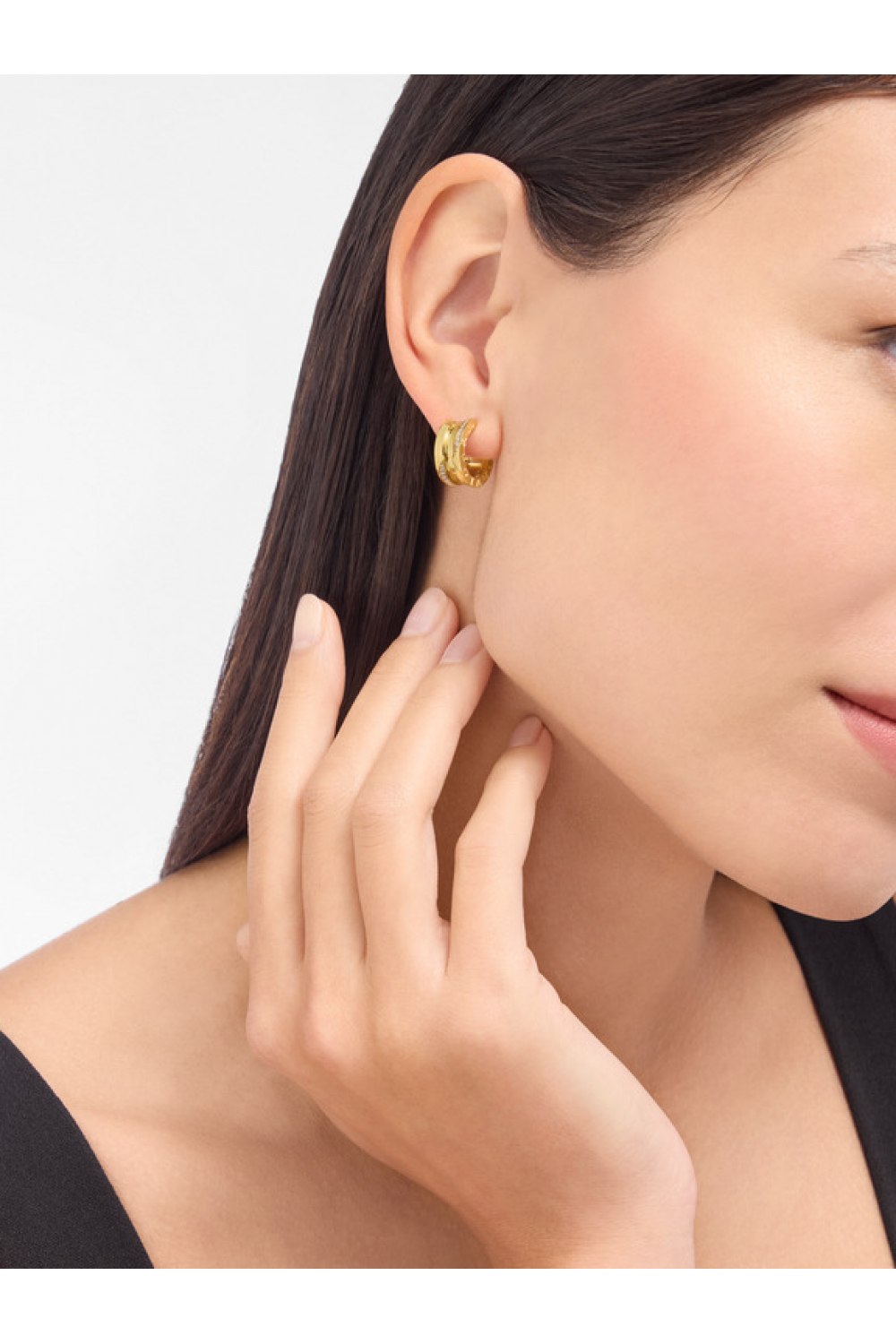 OR860464-B.zero1 Earrings-BVLGARI-Model
