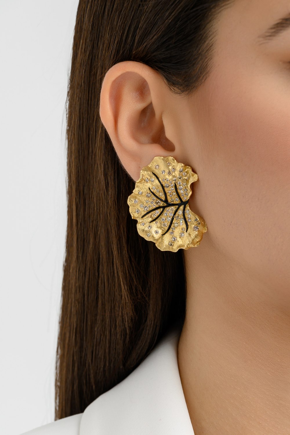 SKE.241635-Dazzling Leaf Earrings-KESSARIS