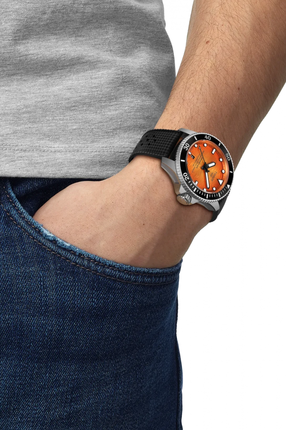 T120.907.17.281.00-Tissot Seastar 2000 44mm-Model
