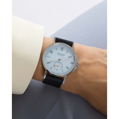 526-Ahoi-neomatik-38-Datesky-Nomos