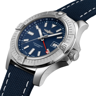 BREITLING - Avenger Automatic GMT 45