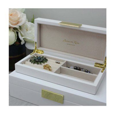 ADDISON ROSS - White Jewelry Box With Gold