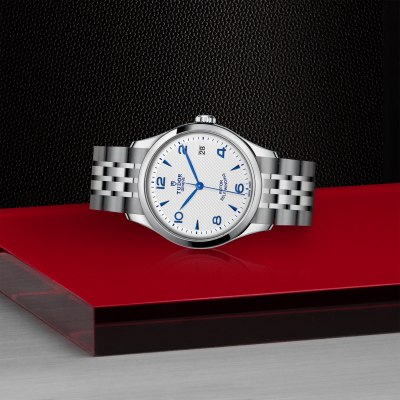 TUDOR - 1926