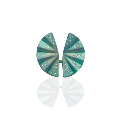 Geisha Green Titanium and Diamond Ring
