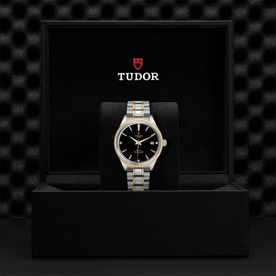 TUDOR Style Black with 3 diamonds