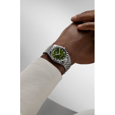 Tudor Royal