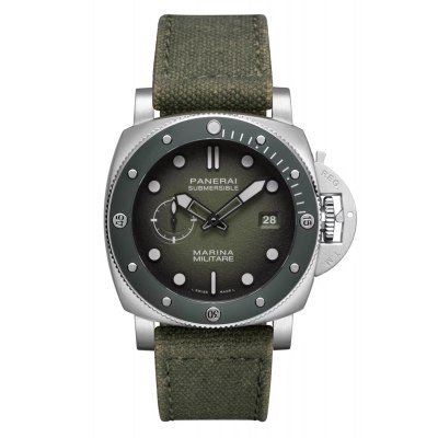 PAM01697-Submersible-Marina-Militare-PANERAI