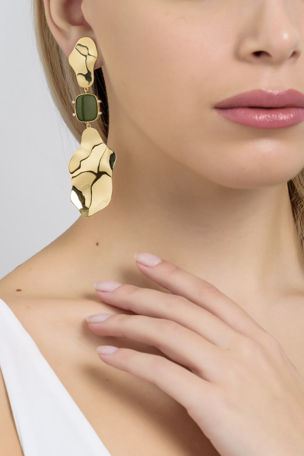 Ovalis Jade Gold Long Earrings