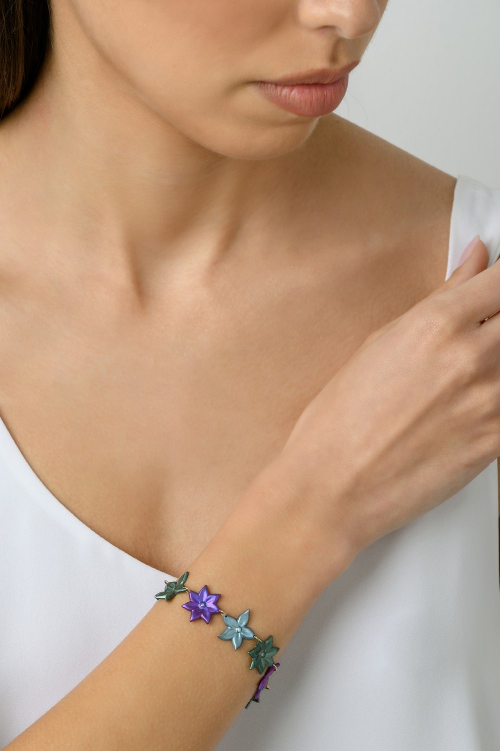 ANASTASIA KESSARIS - Sea Life Diamond Bracelet