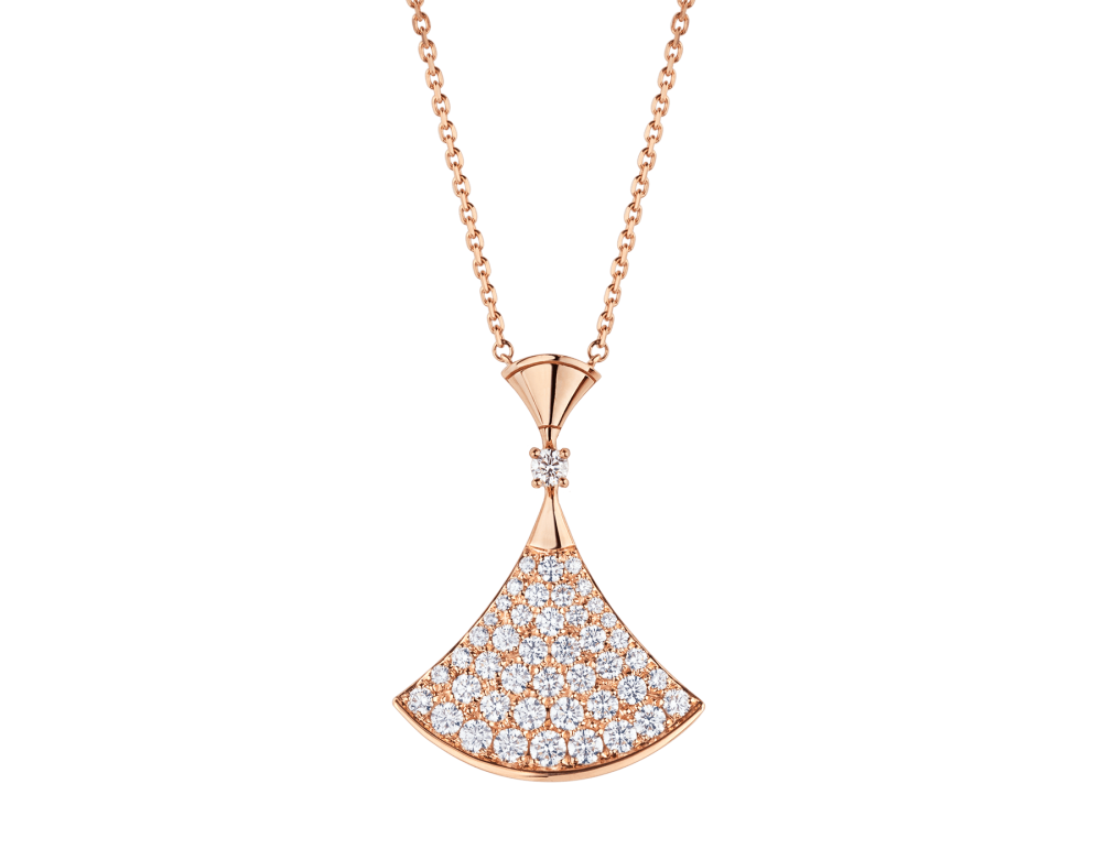 Rose gold DIVAS' DREAM Necklace Green with 0.28 ct Malachite | Bulgari  Official Store | Necklace, Dream jewelry, Dream bracelet