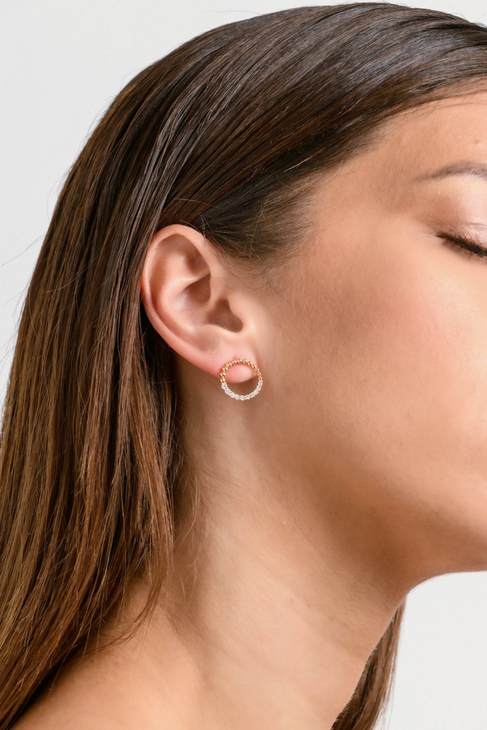 KESSARIS - Circular Gold Diamond Earrings 