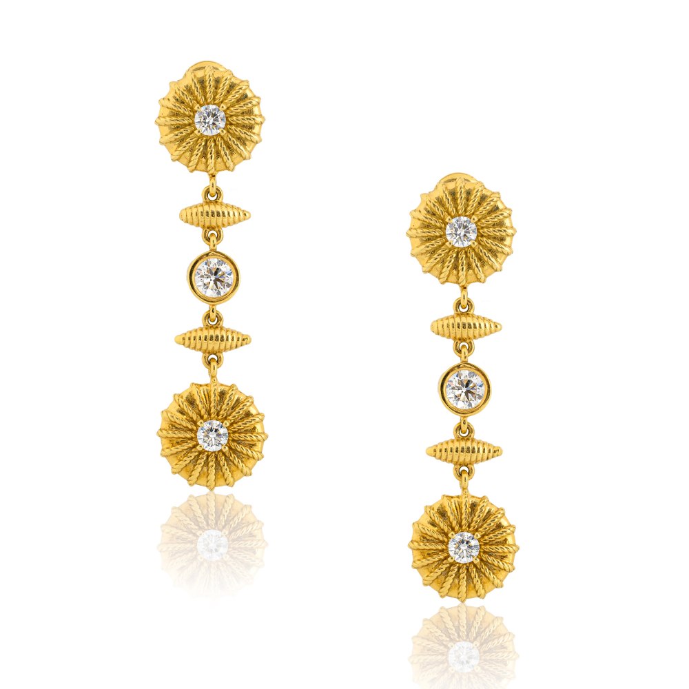 ANASTASIA KESSARIS - Celestial Limpet Diamond Earrings