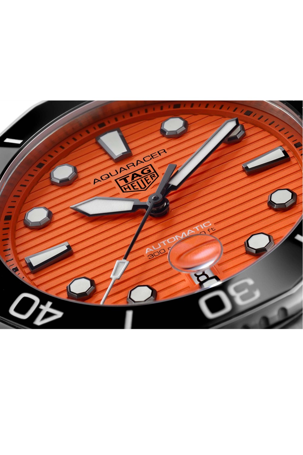 TAG HEUER - TAG HEUER Aquaracer Professional 300 Orange Diver