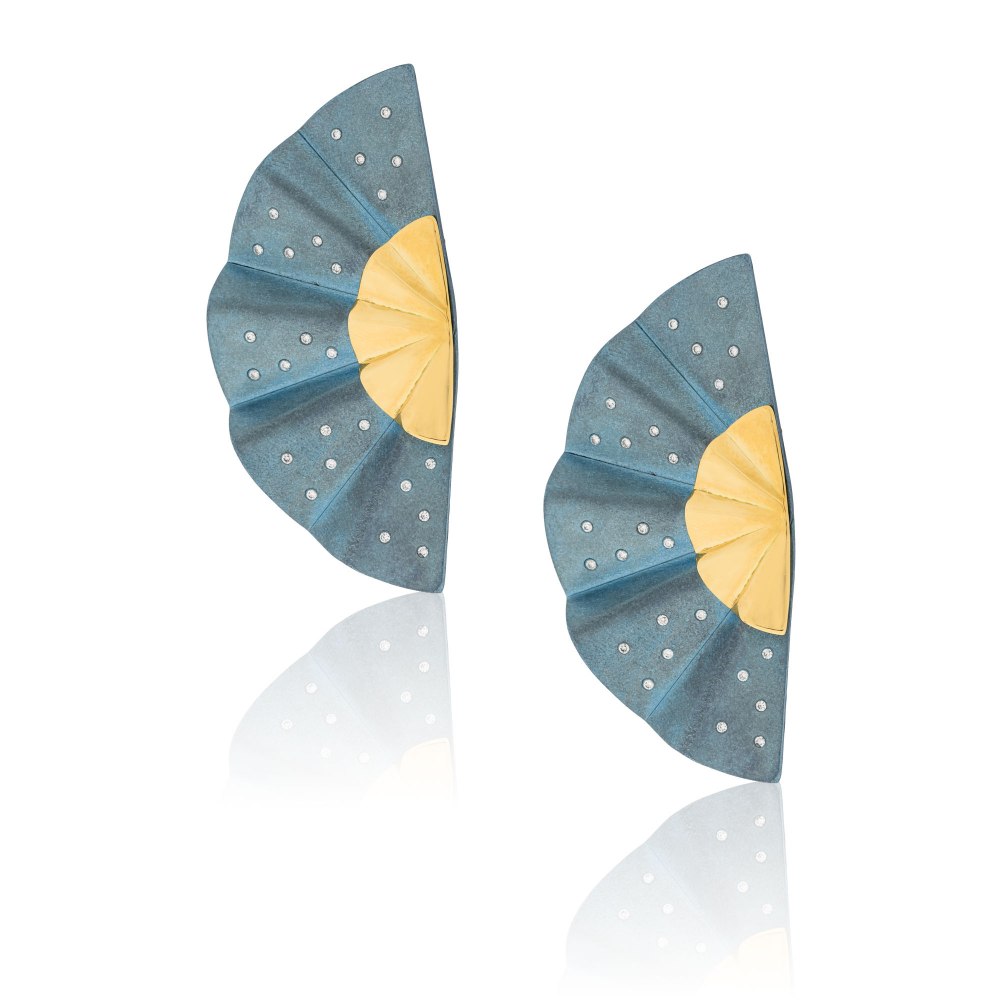 Golden Geisha Light Blue Titanium Diamond Earrings Long