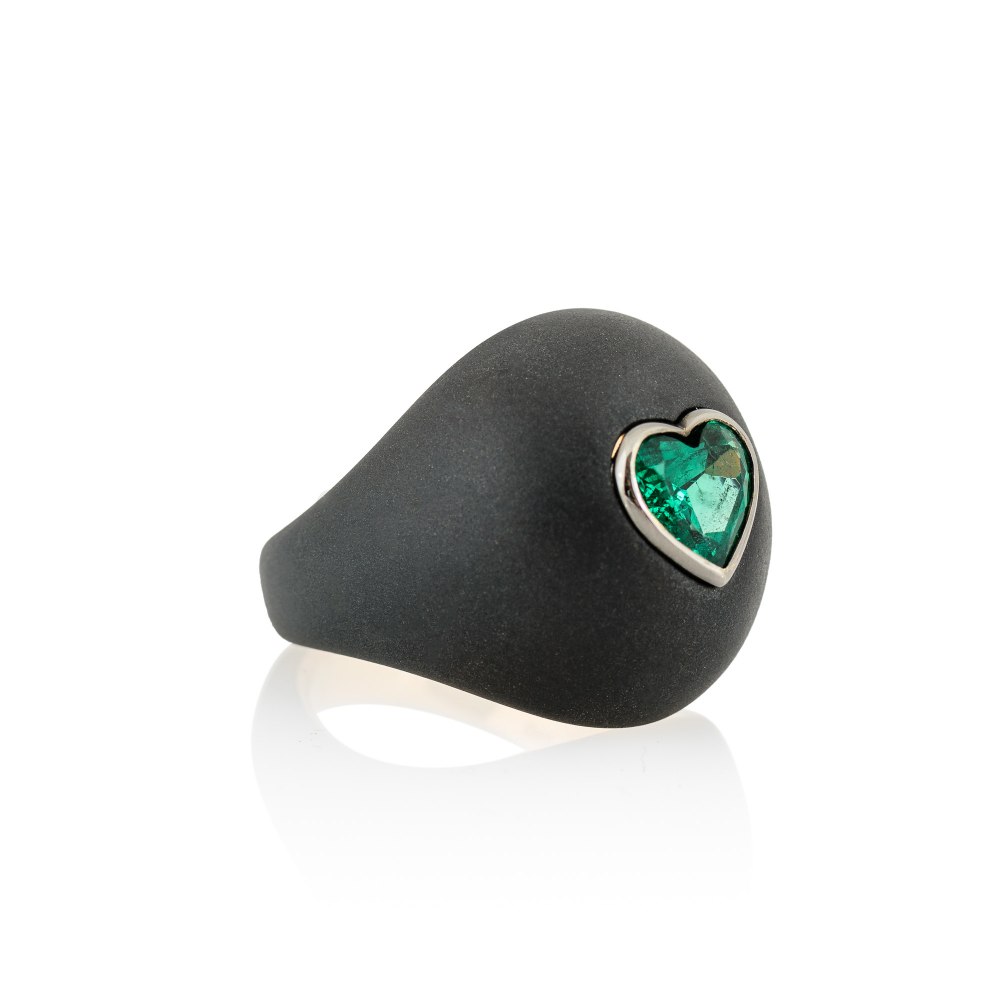 Gold Zirconium Emerald Heart Ring