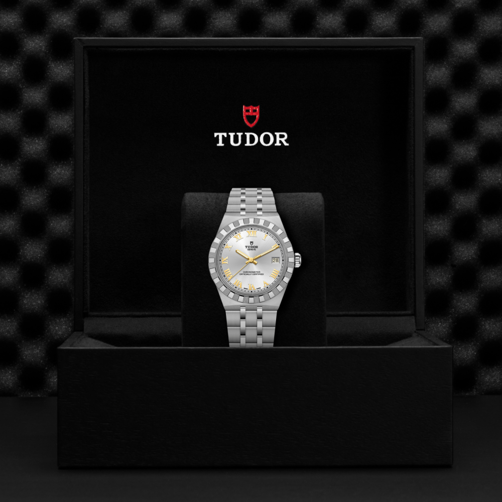 M2836C1A0-0104-Tudor Royal