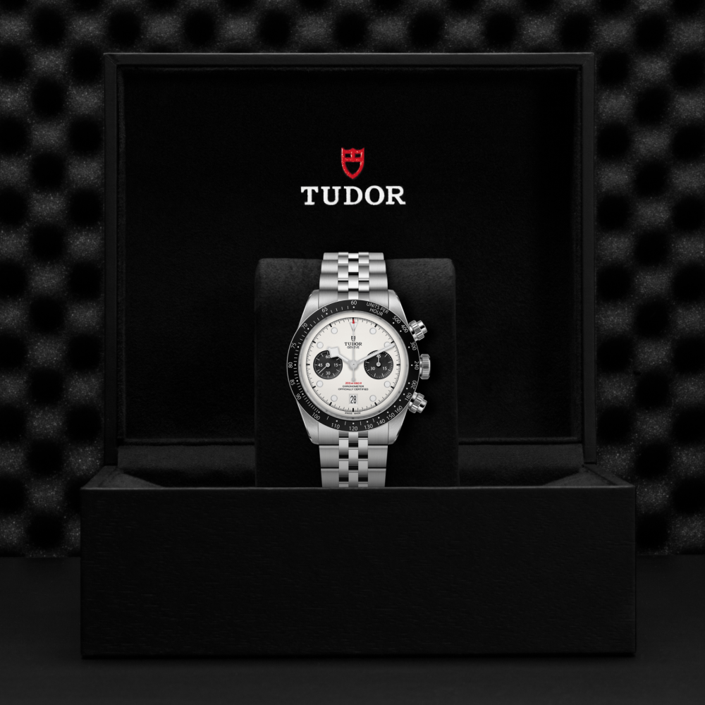 M79360N-0014-Black Bay Chrono-Tudor