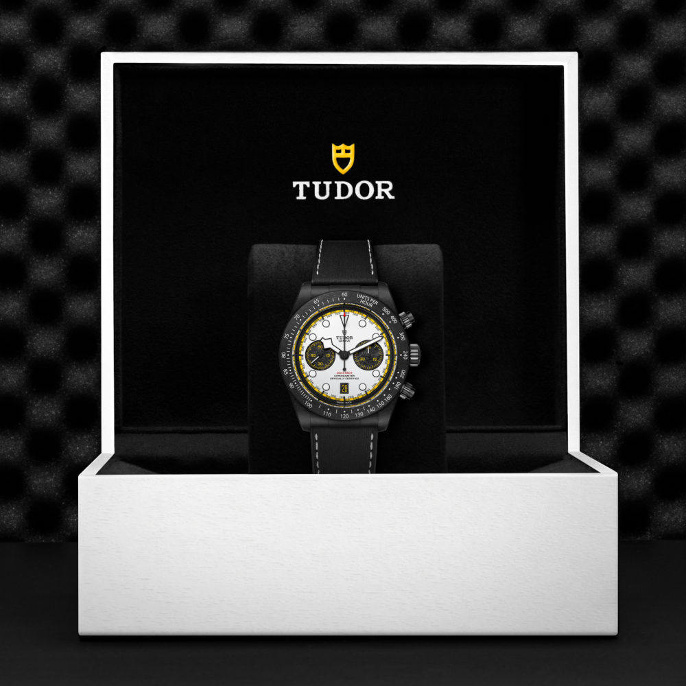 M79377KN-0003-Black Bay Chrono-Tudor