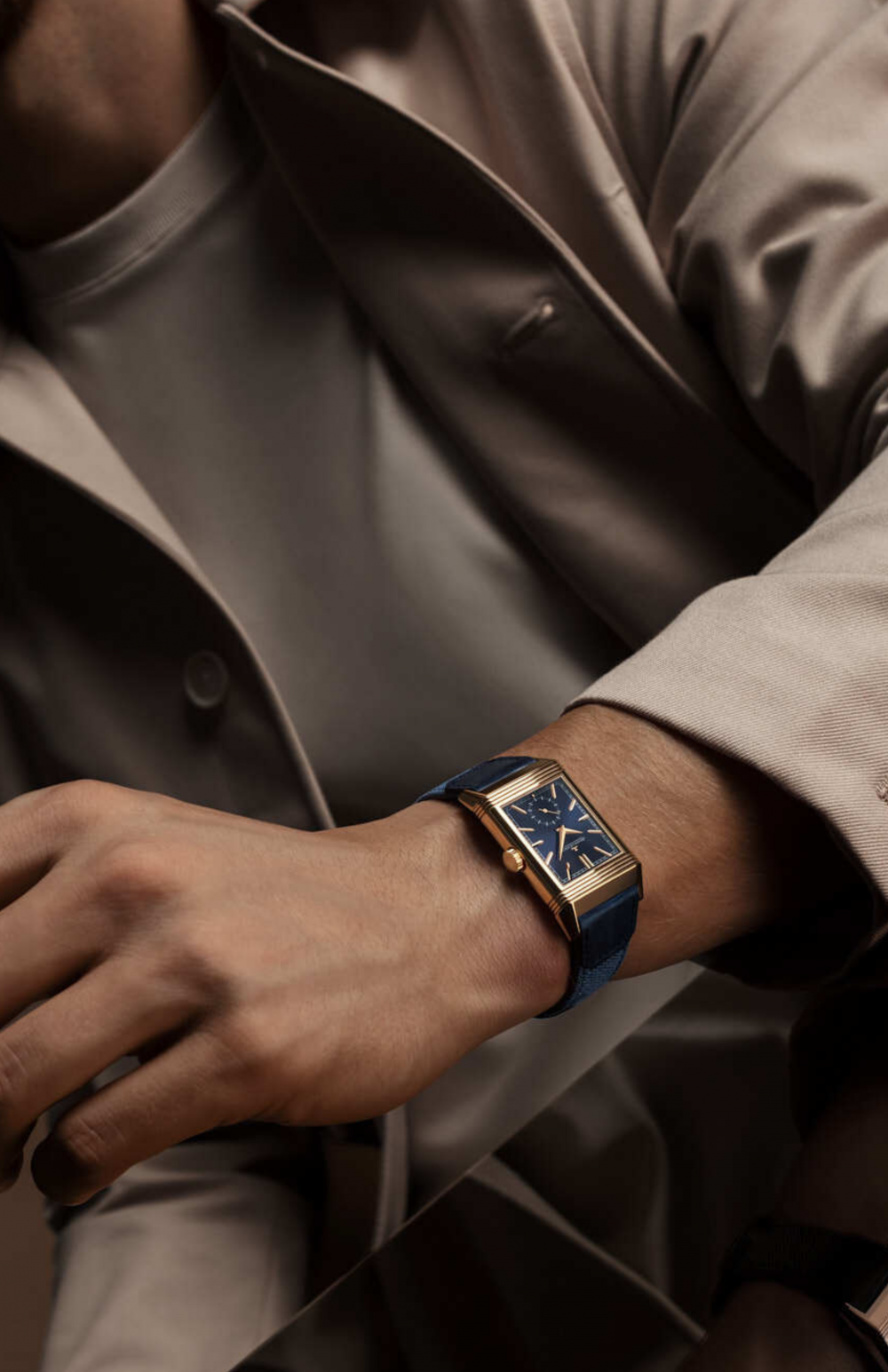 Q3982590-Reverso Tribute Duoface Small Seconds-Jaeger